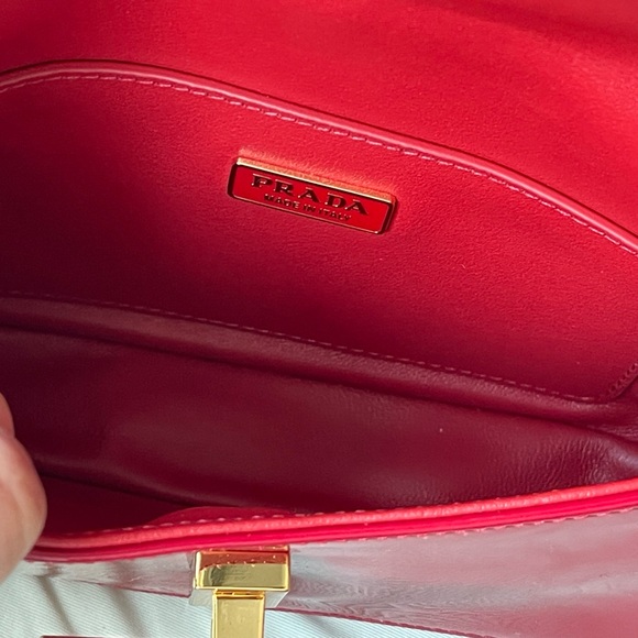 Prada Glossy Red Shoulder Bag - Picture 5 of 9